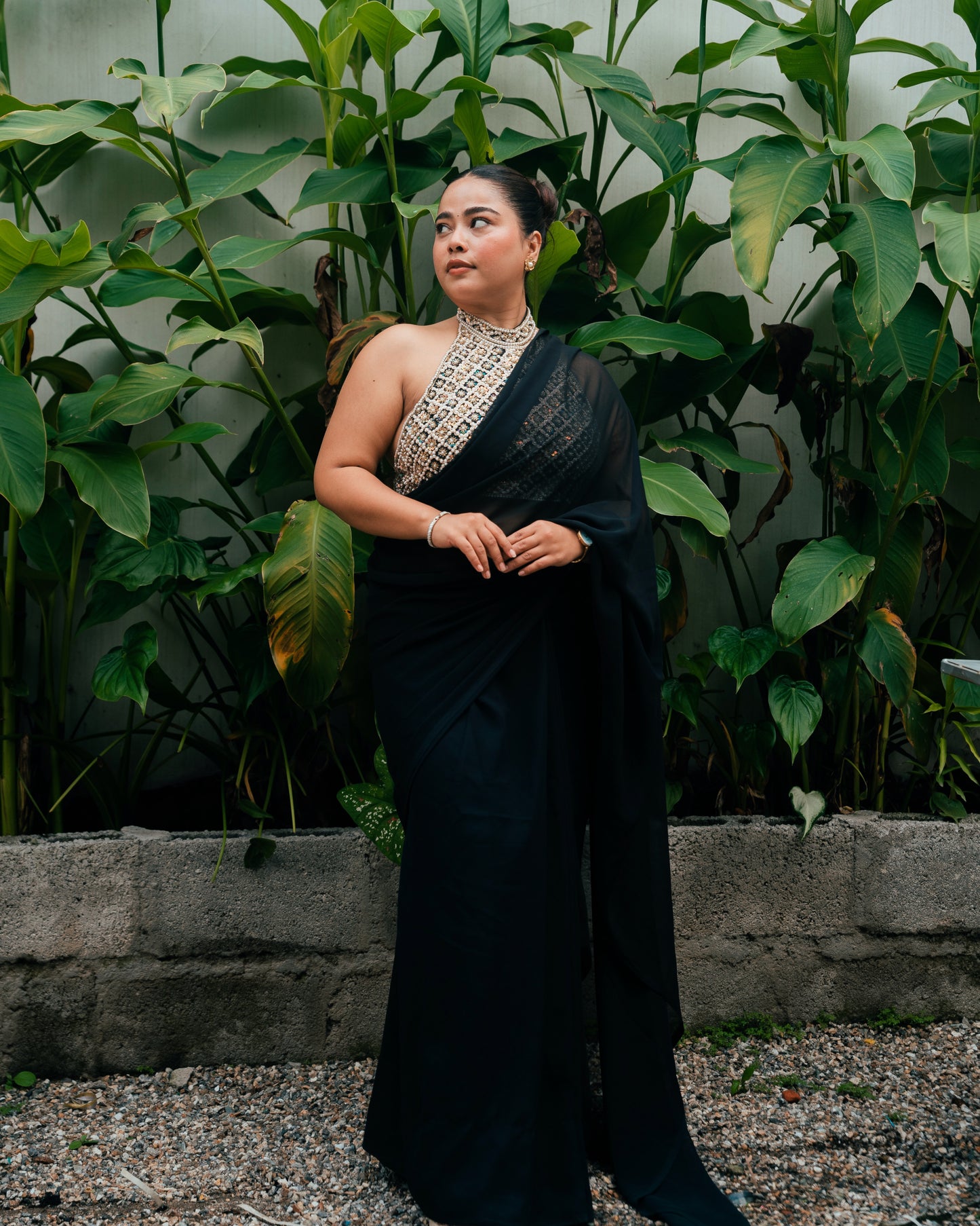 LUPLI Body On Me — Halter Neck Blouse Saree Set